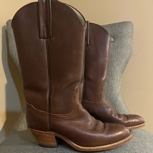 Frye leather cowgirl boots Size 6